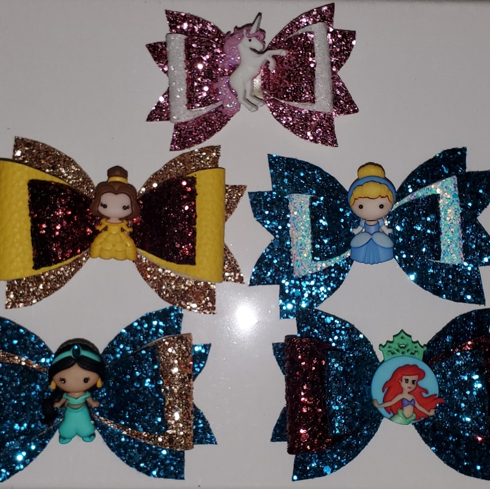 Bows - Picture 2 of 6